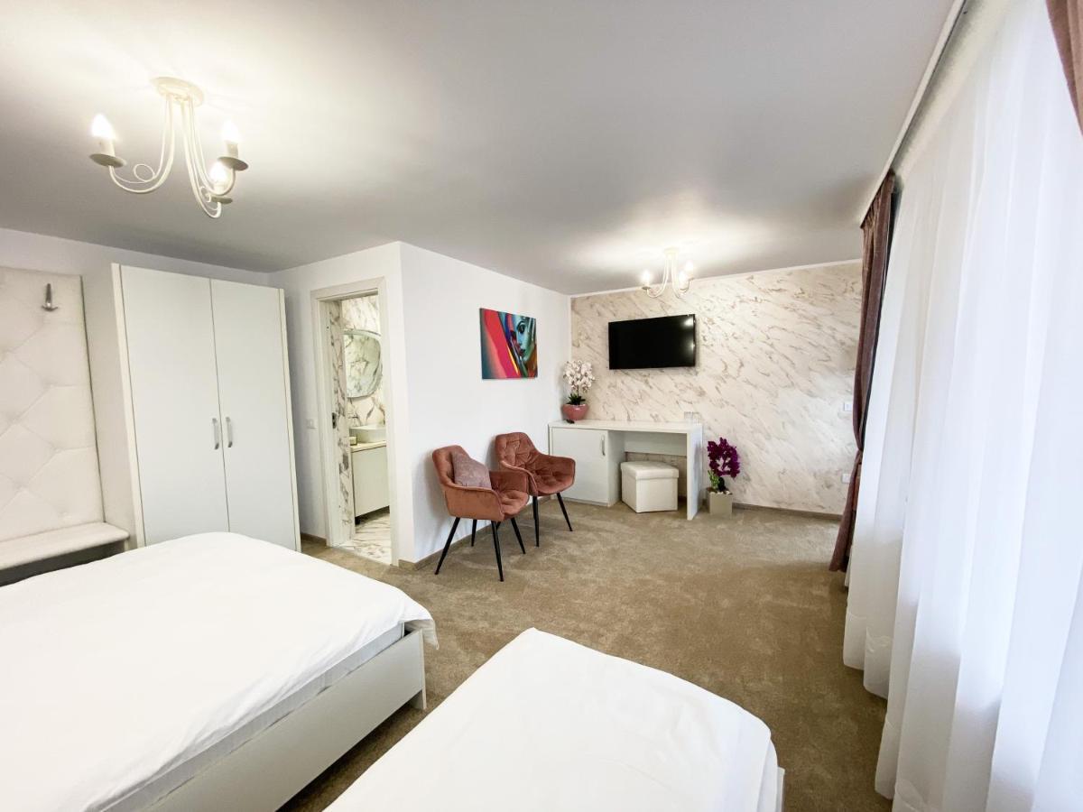 Casa Ina Hotell Moisei Eksteriør bilde